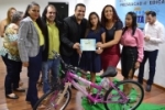 ARIQUEMES: Alunos destaques ganham bicicletas através do Projeto Aluno Nota 10 do Vereador Amalec da Costa
