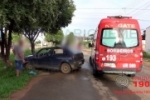 ARIQUEMES: Condutor fica gravemente ferido após colidir carro em árvore no Jorge Teixeira
