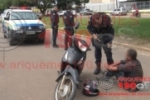 ARIQUEMES: Condutor de motoneta colide em traseira de camionete ao se distrair próximo à faixa de pedestres