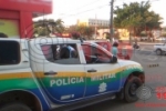 ARIQUEMES: Elemento armado com Pistola invade farmácia e rouba medicamentos controlados na Av. Tancredo Neves