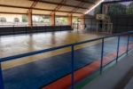 Ariquemes: EMEIF Levi Alves de Freitas recebe reforma do piso do pátio, construção de calçadas e pintura na quadra poliesportiva