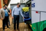Mais de 30 ônibus são entregues às escolas estaduais para transporte e intercâmbio turístico em Rondônia
