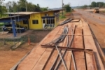 Em Itapuã do Oeste/RO PRF identifica transporte irregular de madeira