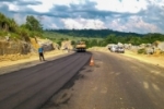 Obra de asfaltamento da BR–421 em Campo Novo de Rondônia está em fase de conclusão