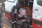 ARIQUEMES: Queda de moto na Av. Machadinho deixa mulher com ferimento no braço