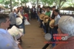 Oração e fala do Presidente dão pontapé inicial à separação dos animais para o 12º Leilão Direito de Viver em Ariquemes – Vídeo