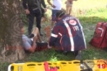 ARIQUEMES: Motociclista quebra a perna após colisão com caminhão na Av. Capitão Silvio