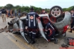 ARIQUEMES: Carro capota após condutora colidir contra mureta de proteção de ponte sobre o Rio Branco na BR–364 – Carreta colidiu com o veículo