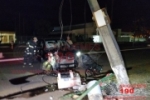 ARIQUEMES: Mulher passa mal perde o controle de veículo e bate em poste na Av. Tancredo Neves
