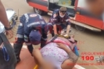 ARIQUEMES: Motociclista sofre lesão na perna esquerda após queda de moto na Avenida Guaporé