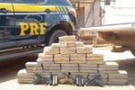Em Ji–Paraná/RO, PRF apreende 64 Kg de cocaína e três pistolas Glock