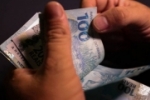 Salário mínimo de 2023 deve superar R$ 1.300