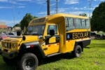Colorado do Oeste recebe micro–ônibus escolar comprado com Emenda do senador Confúcio Moura