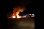 Grupo não identificados ateiam fogo em carreta do IG e tombam caminhonete em Ariquemes – Carga foi saqueada  – Manifestante condenam atitude – Vídeos