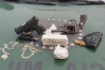 Suspeito de liderar facção é preso com armas de fogo e drogas na ponta do Abunã