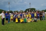 FUNCET faz entrega de lembrancinhas de páscoa para alunos de iniciação esportiva de futebol 