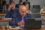 Comissão de Ciência e Tecnologia aprova relatório de Confúcio Moura sobre projeto que obriga legenda em programas jornalísticos