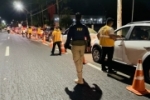 Detran Rondônia orienta condutores sobre segurança viária em ação educativa com apoio da PRF e fiscalização de trânsito