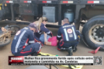 Mulher fica gravemente ferida após colisão entre motoneta e caminhão na Av. Candeias – Vídeo